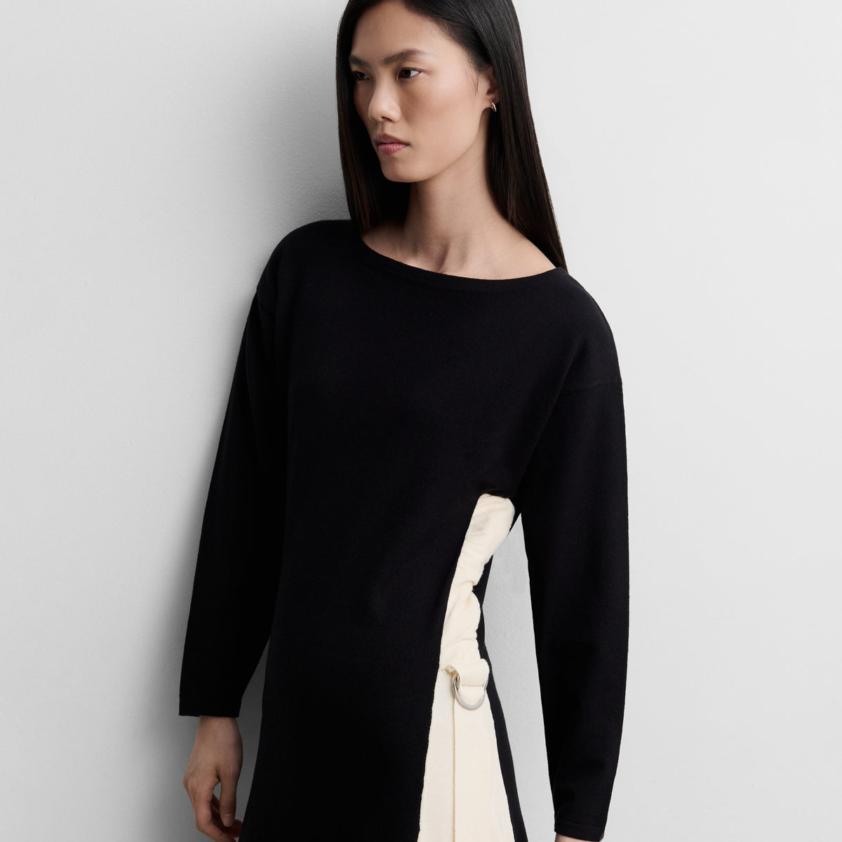 Two-tone knit dress