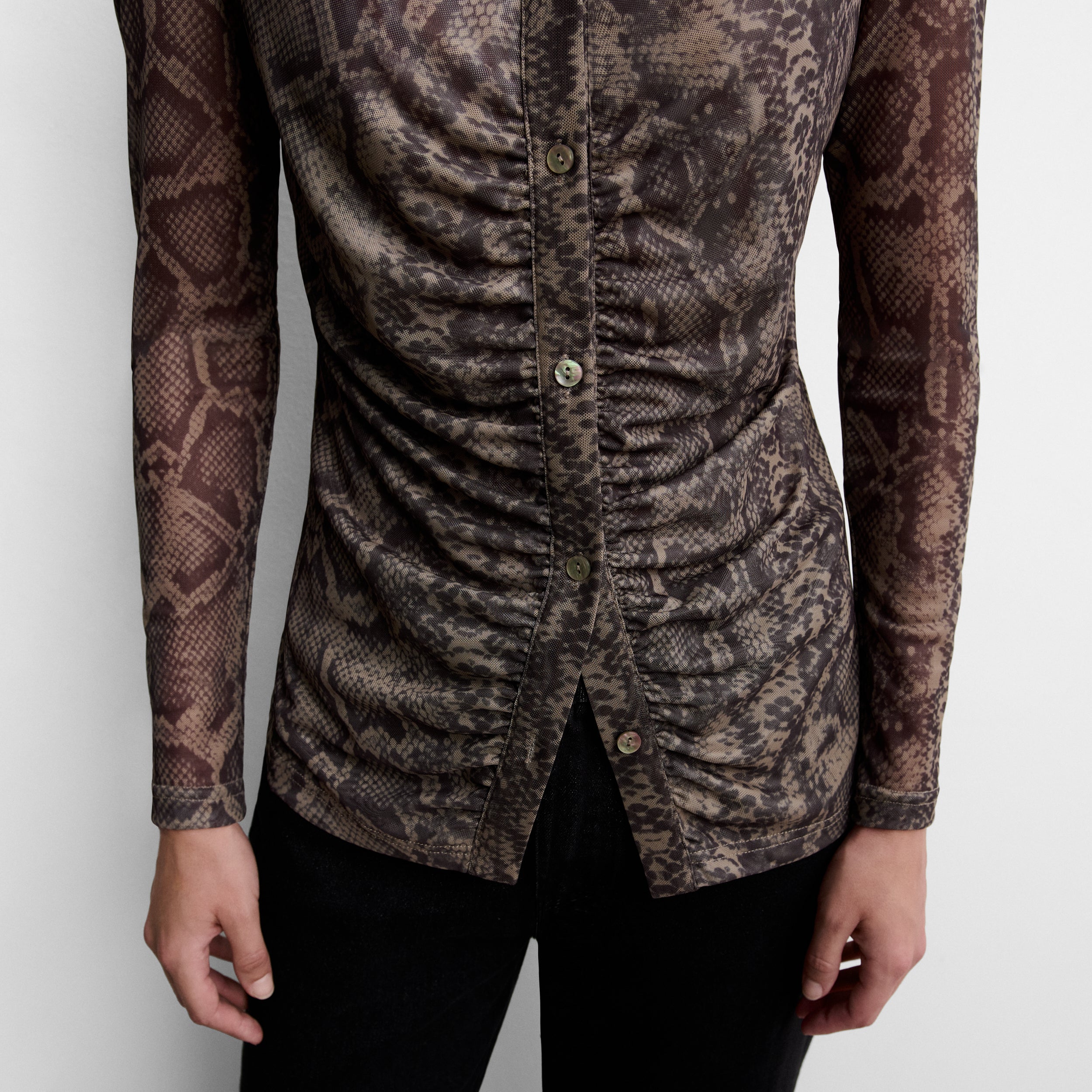 Chemise en tulle imprimé