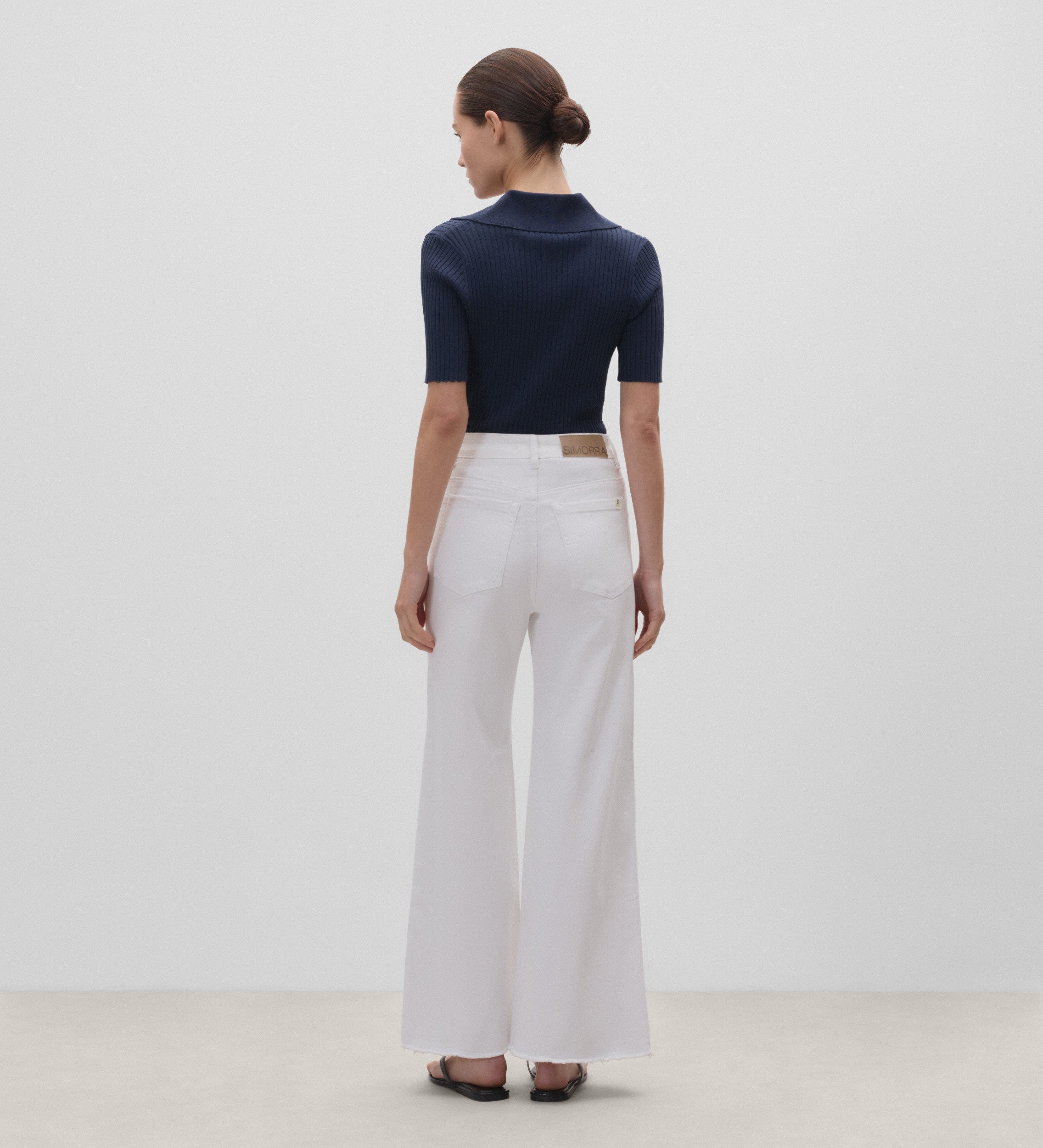Wide leg pants