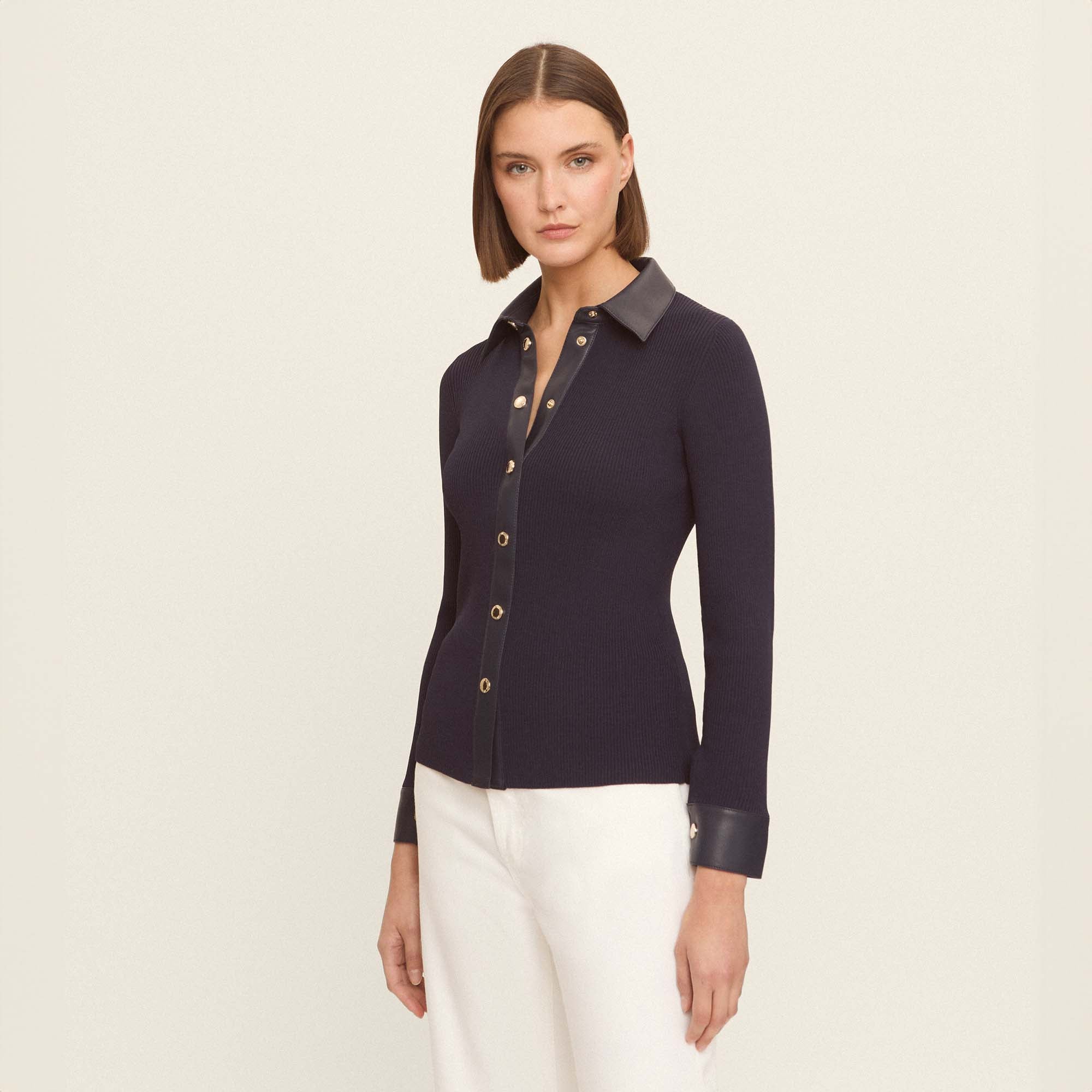 Cardigan en maille avec éco-cuir