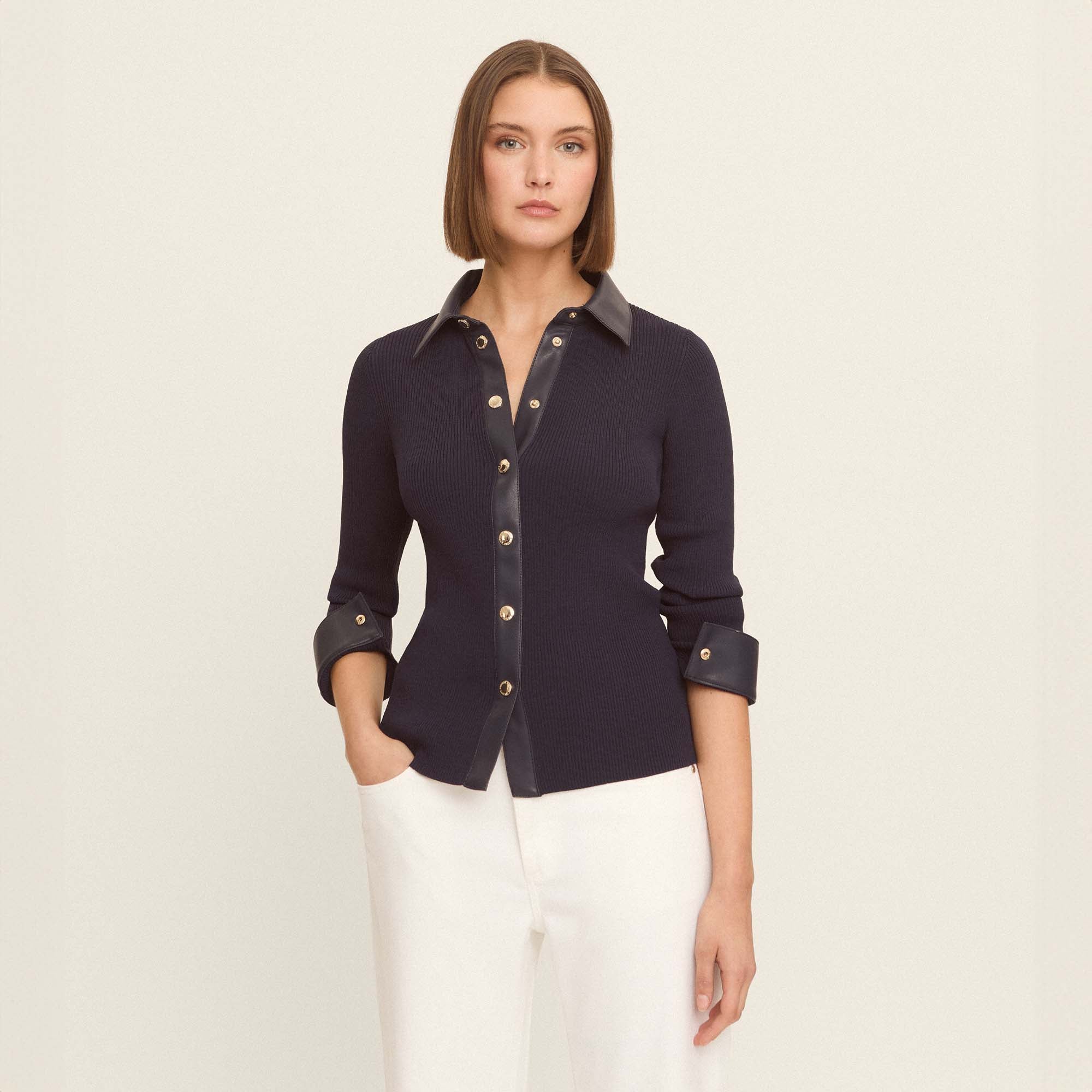 Cardigan en maille avec éco-cuir