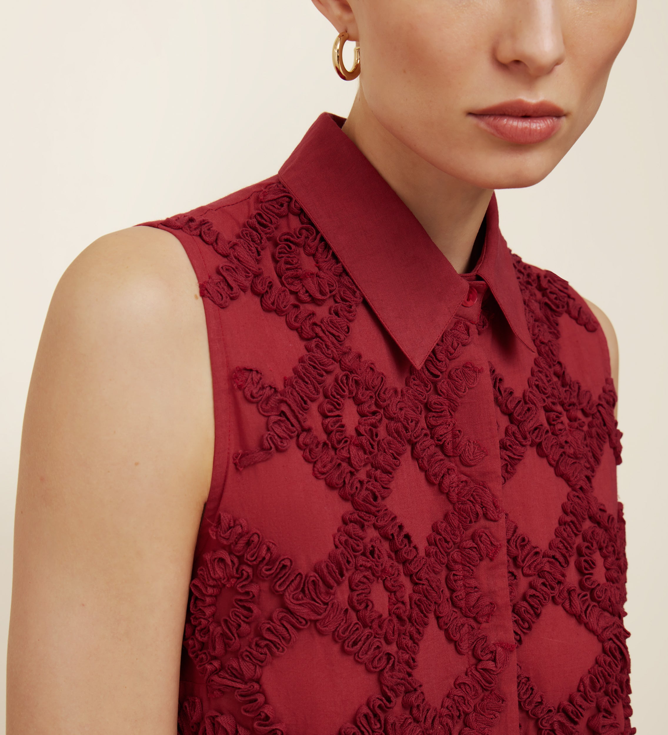 Embroidered dress with gathered floors