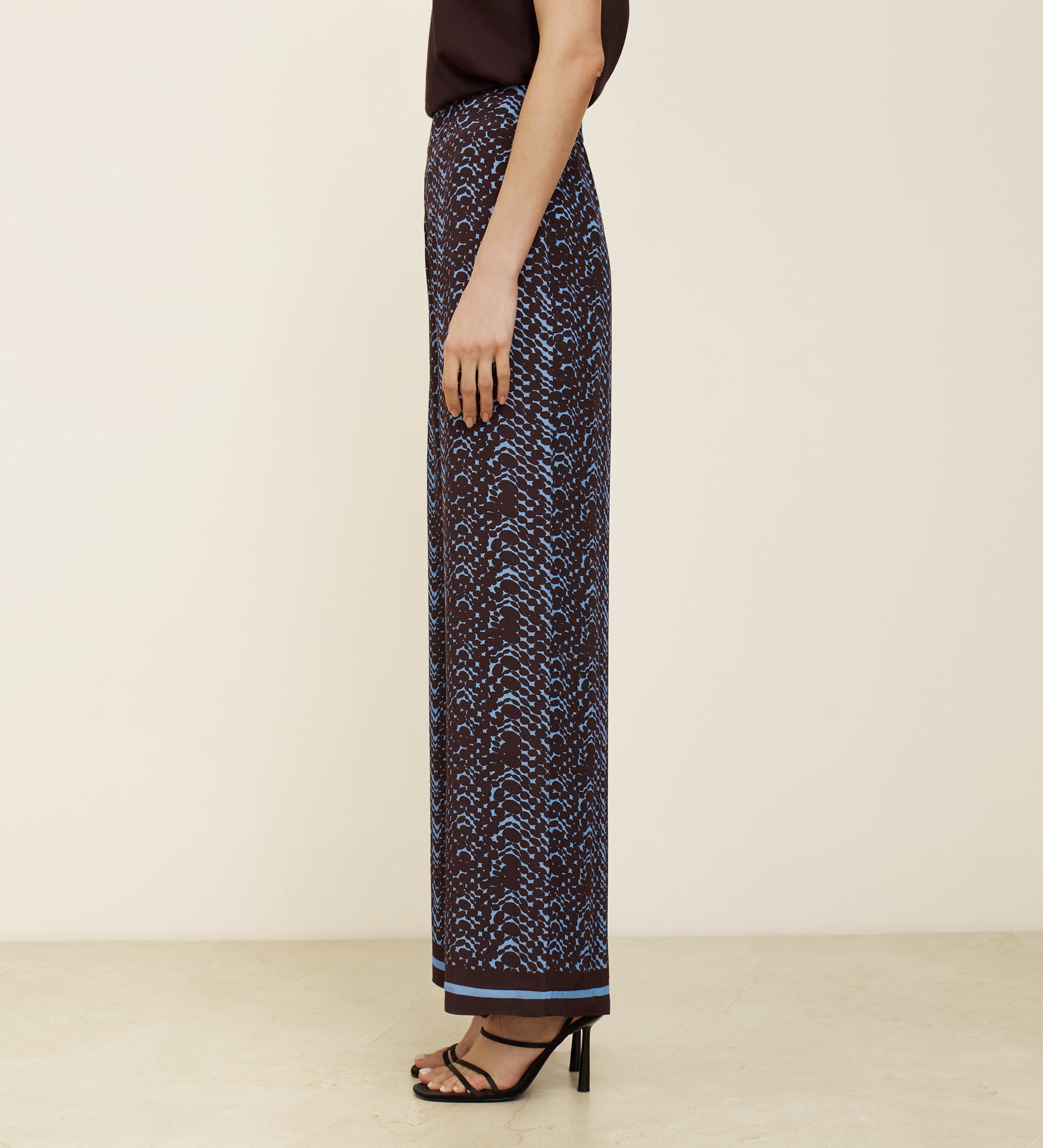Flowy printed trousers
