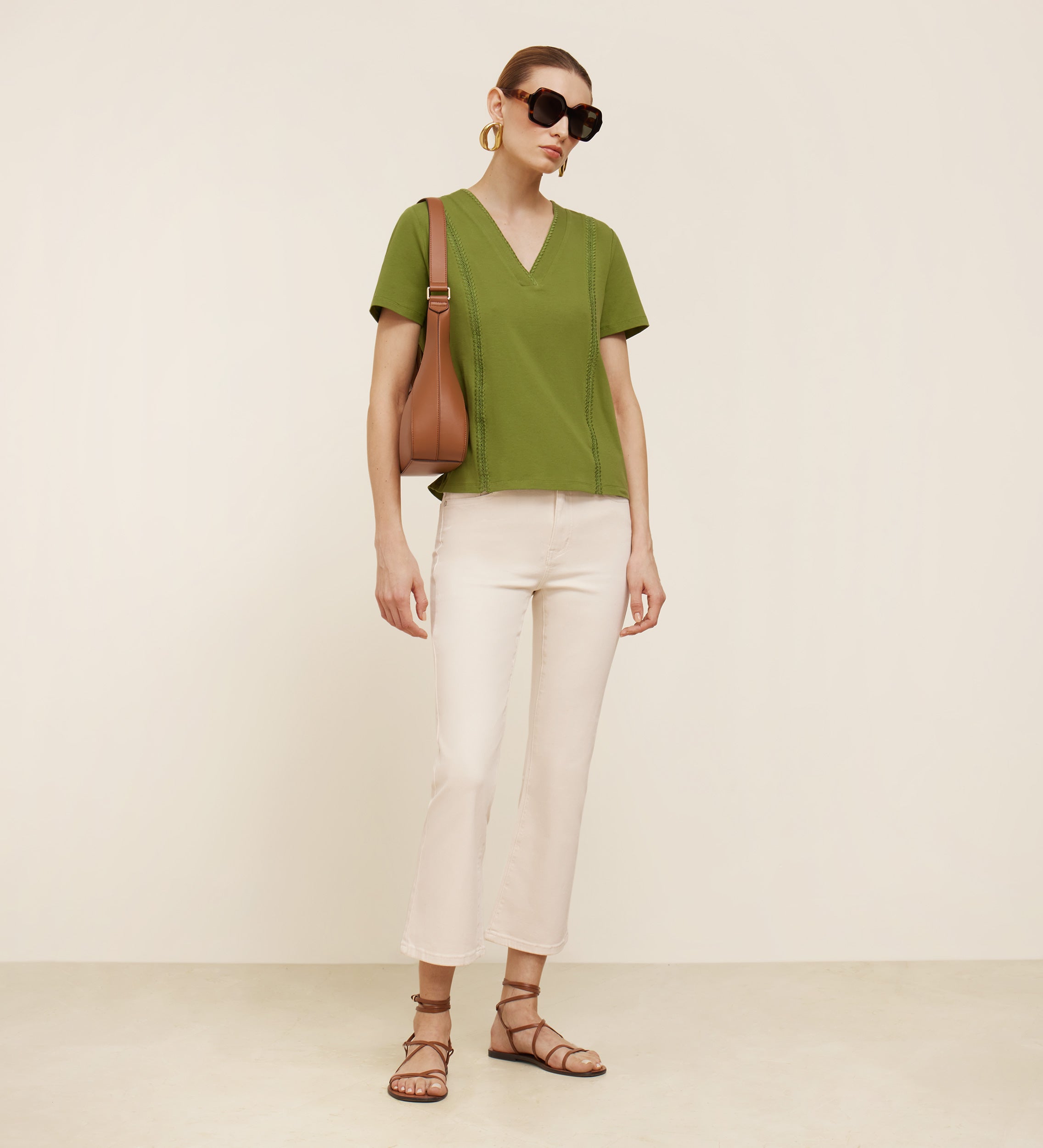 Flared cropped pants