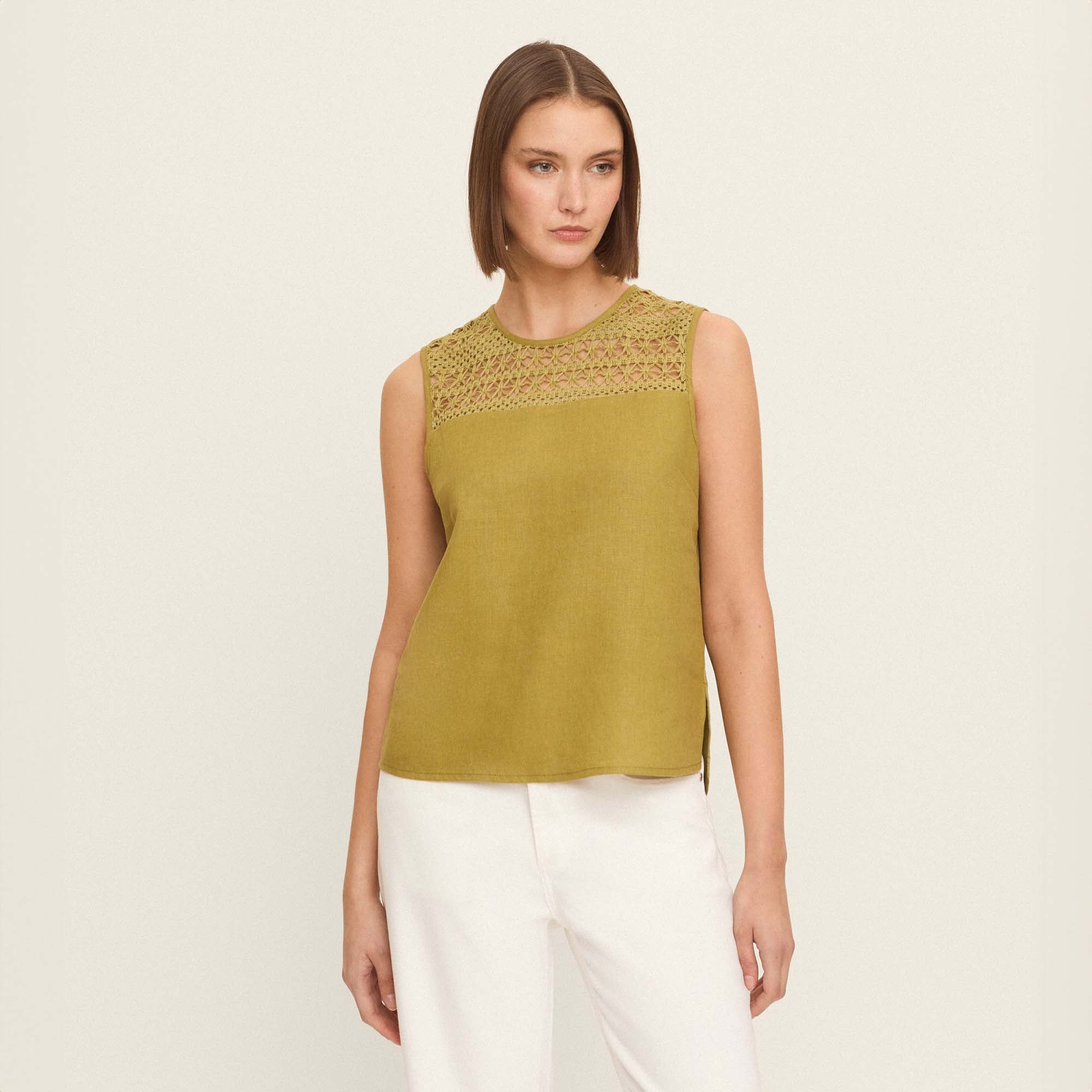 Linen and crochet T-shirt