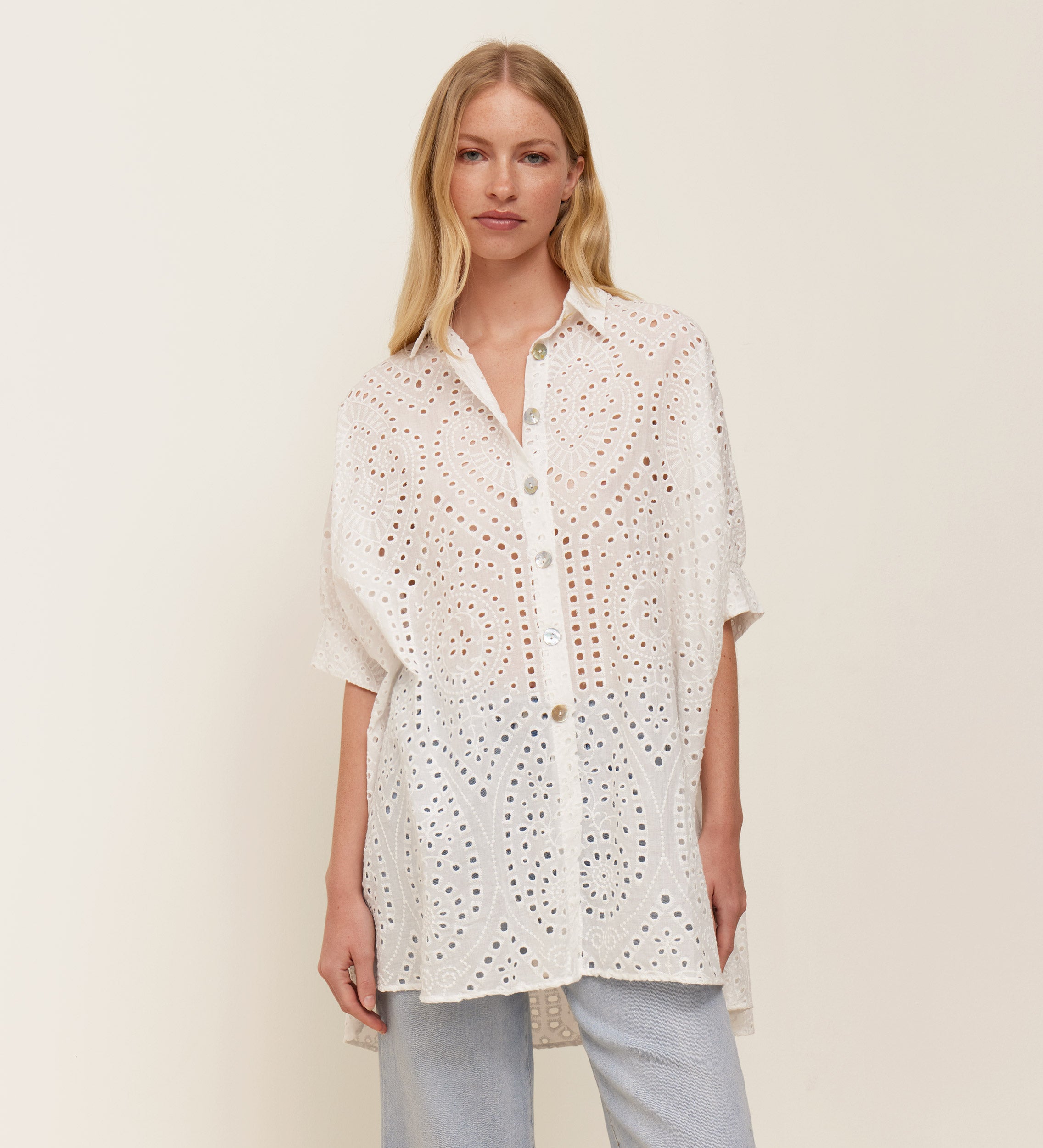 Blouse en coton brocart