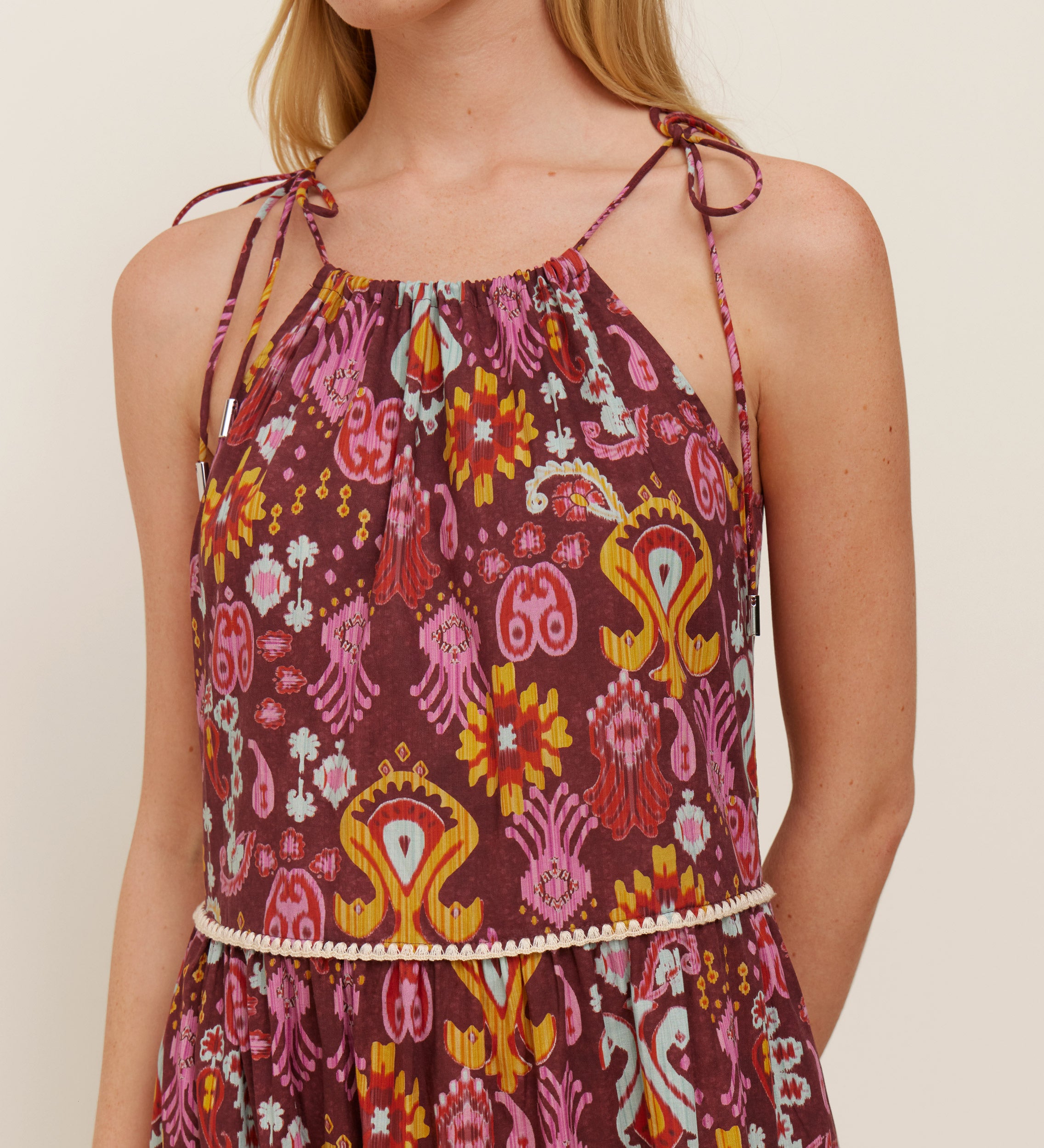 Vestido lazos estampado