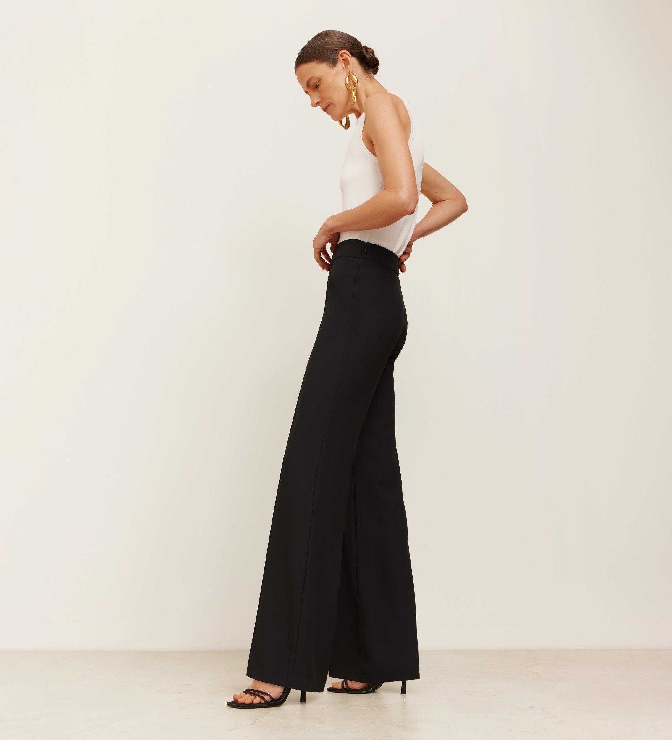 Pantalón crepé acampanado