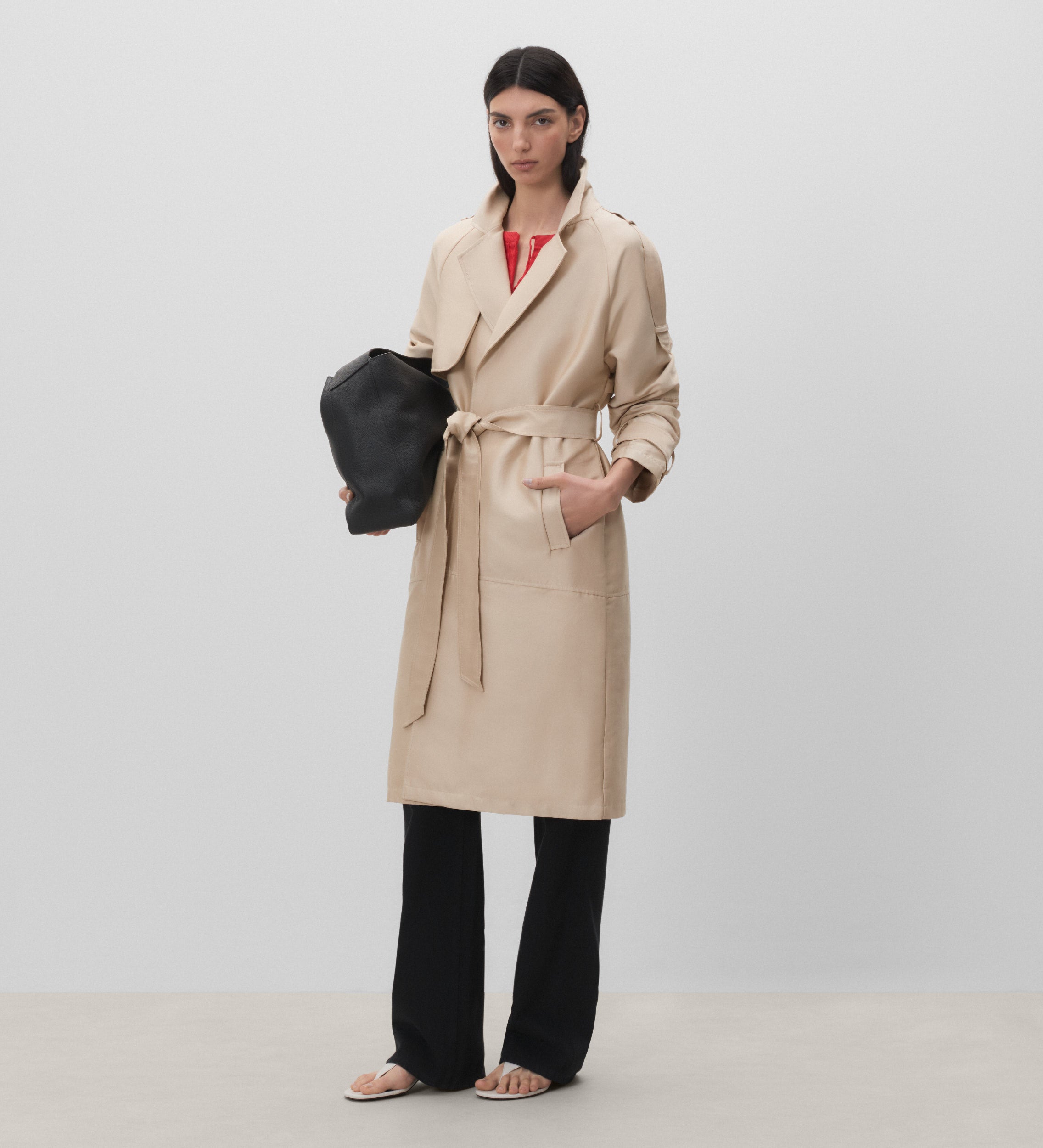 Gabardina cinturón lazada
