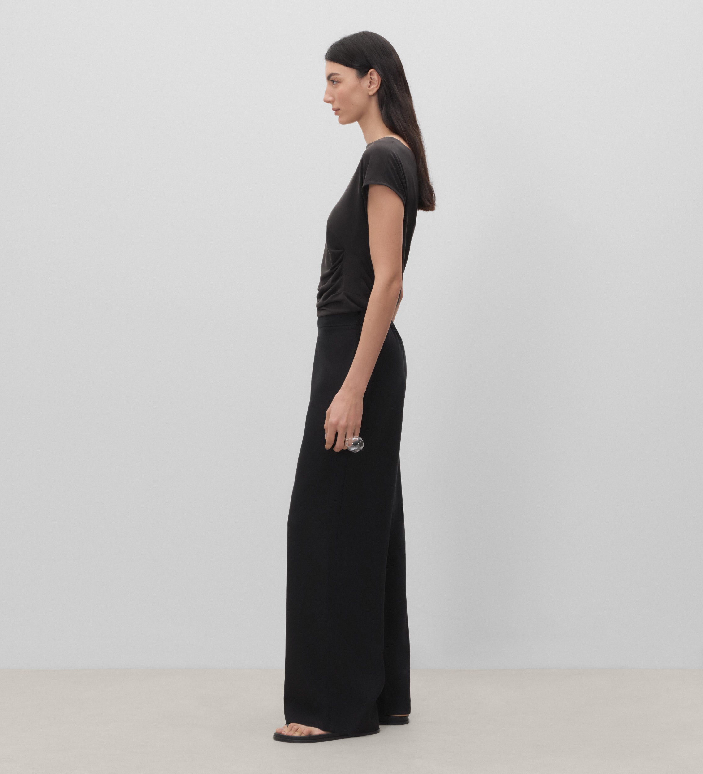 Long straight pants