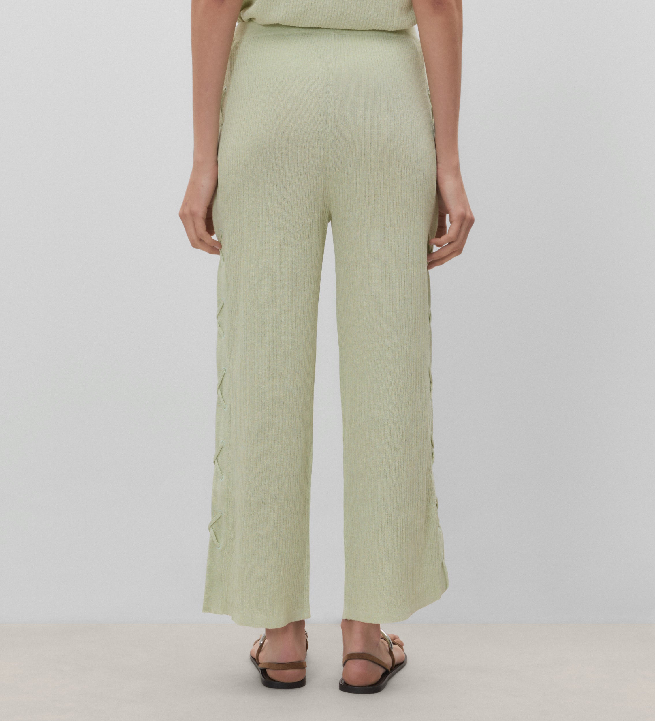 Pantalón tricot eyelets