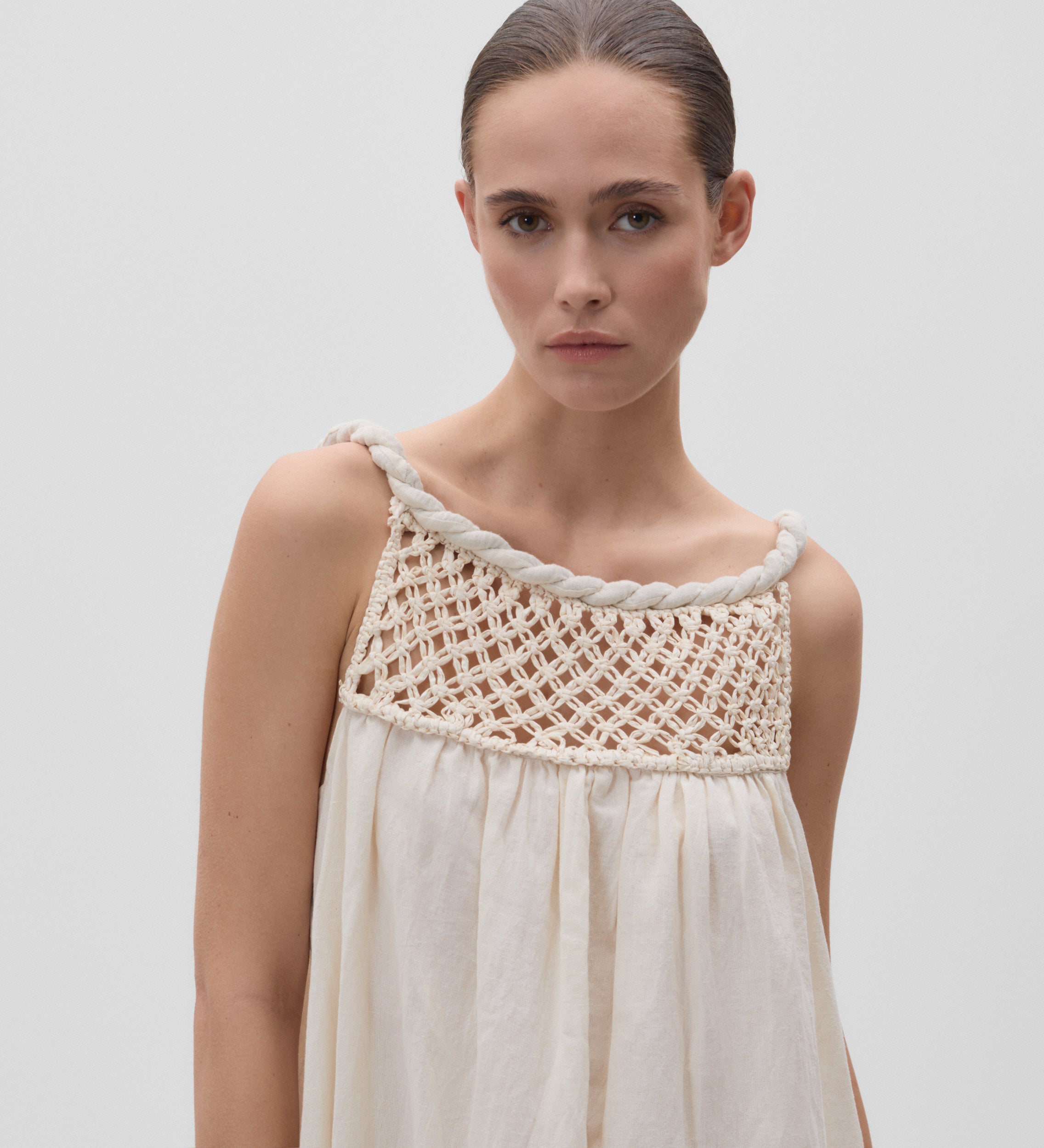Robe dos nu