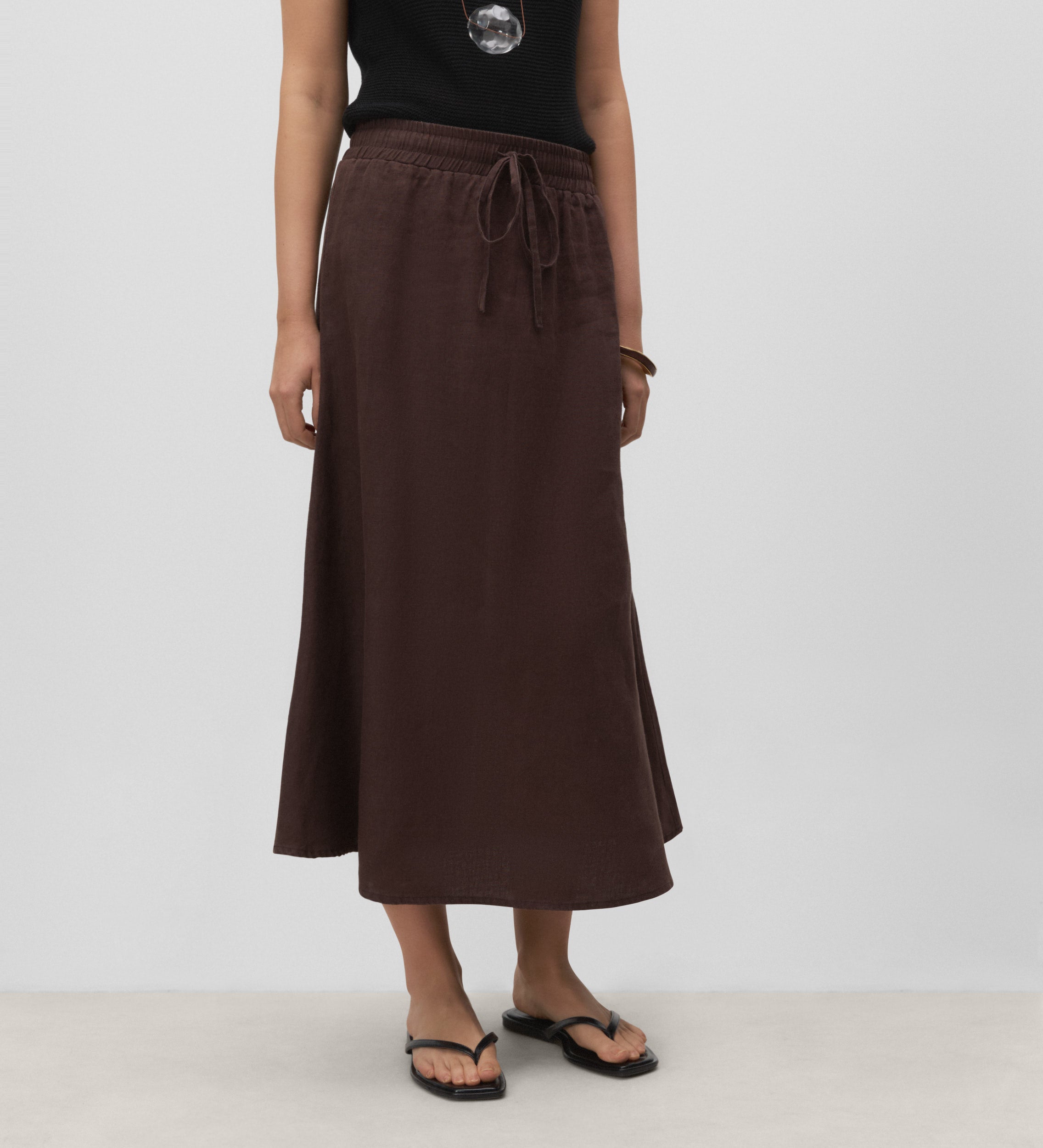 Falda midi recta