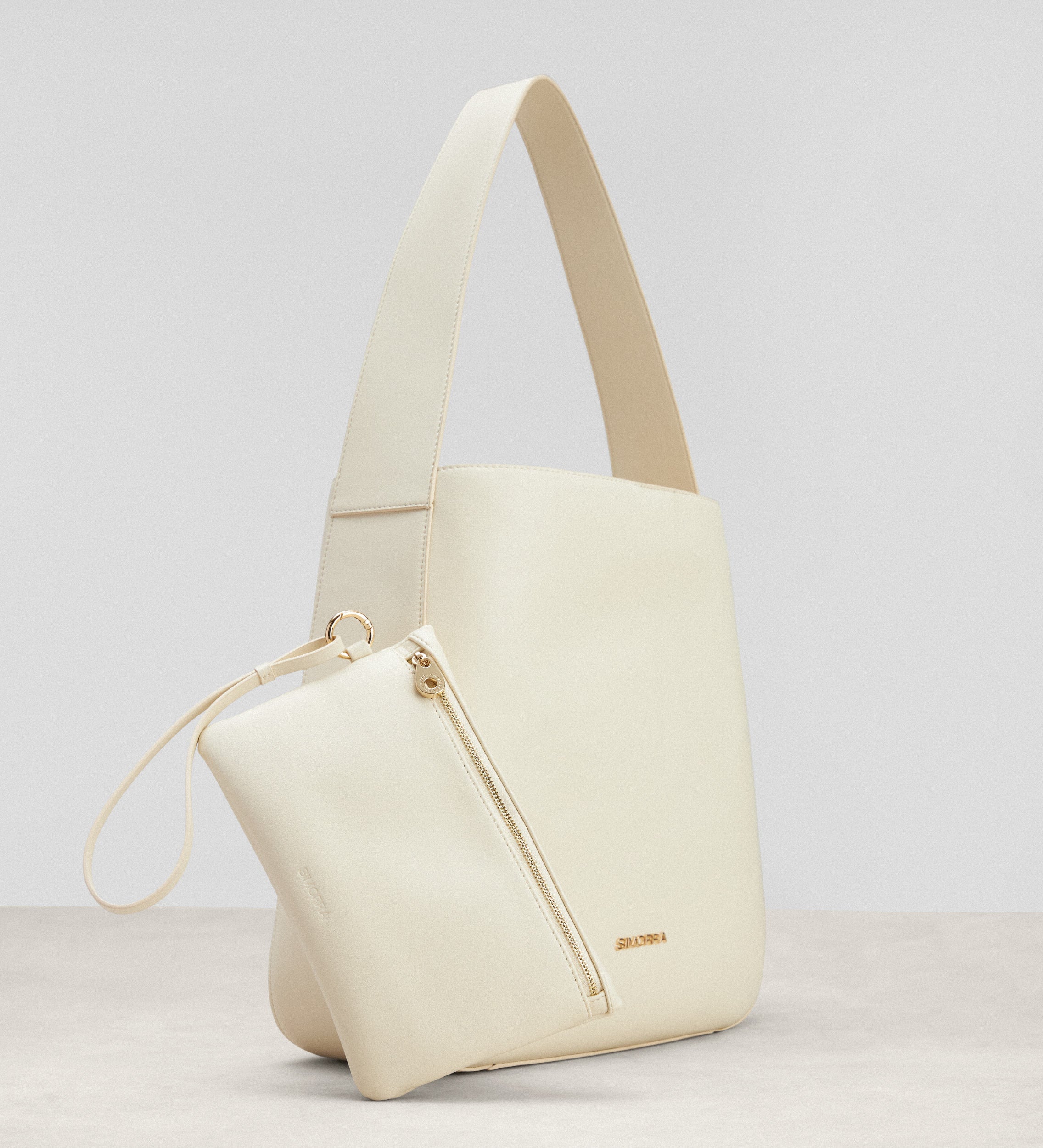 Leather shopper bag