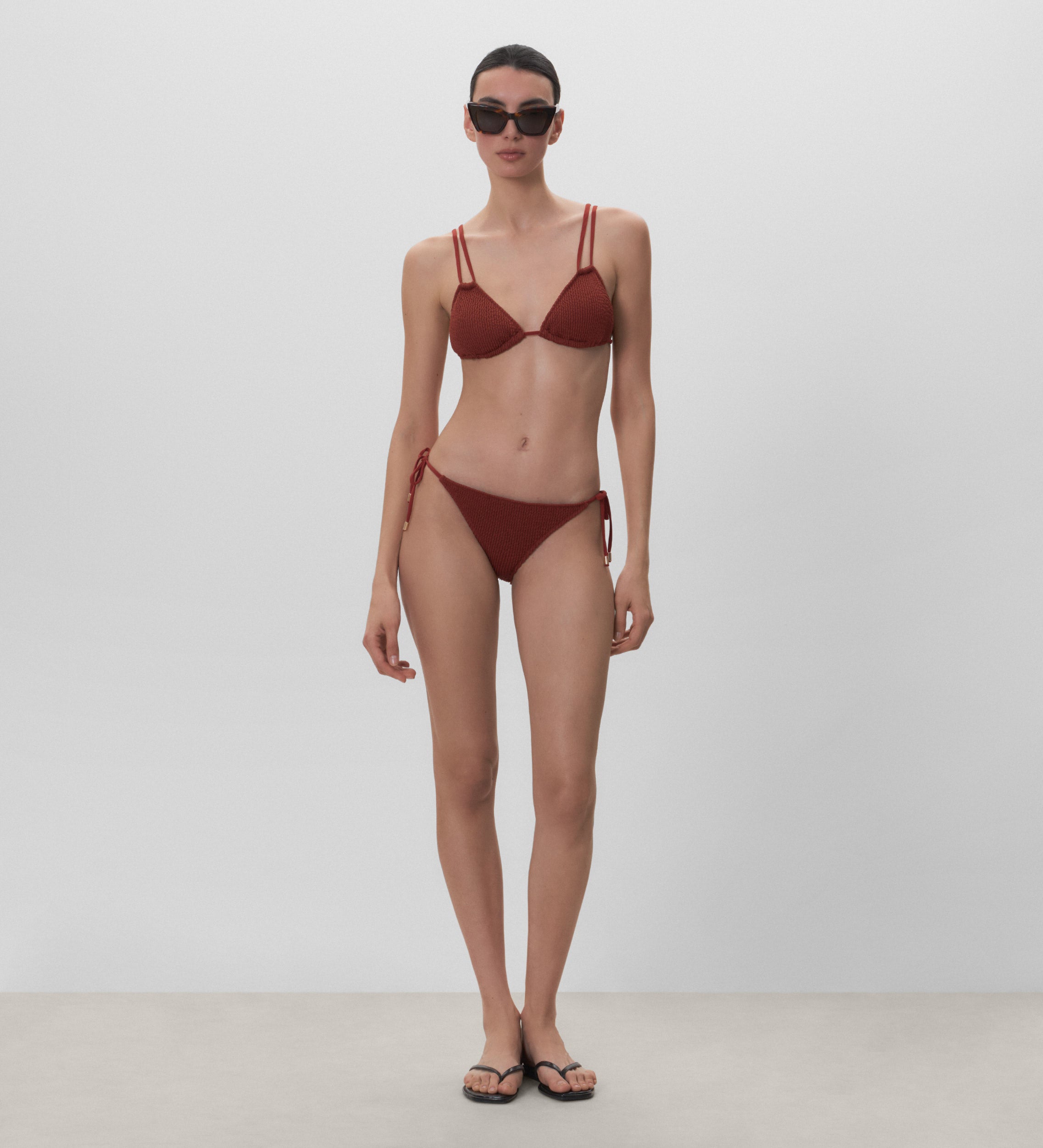 Braguita de bikini textura