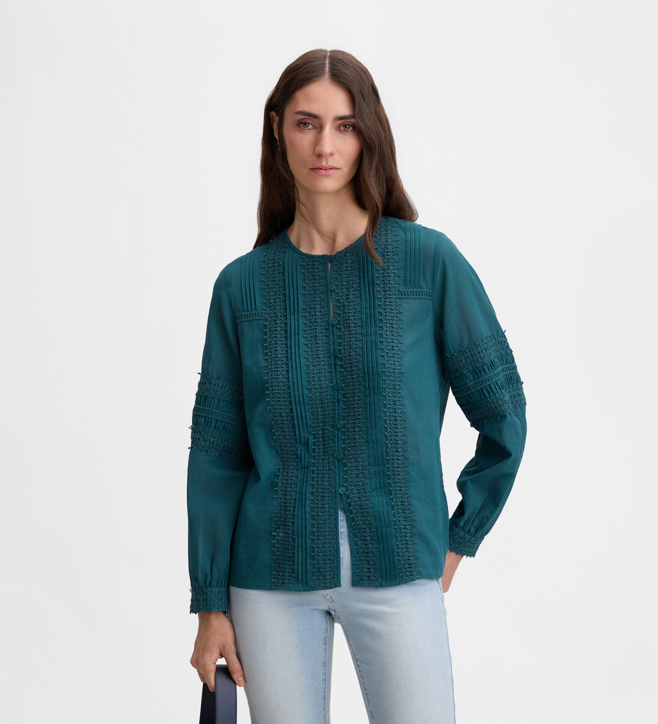 Blusa con pasamanerias