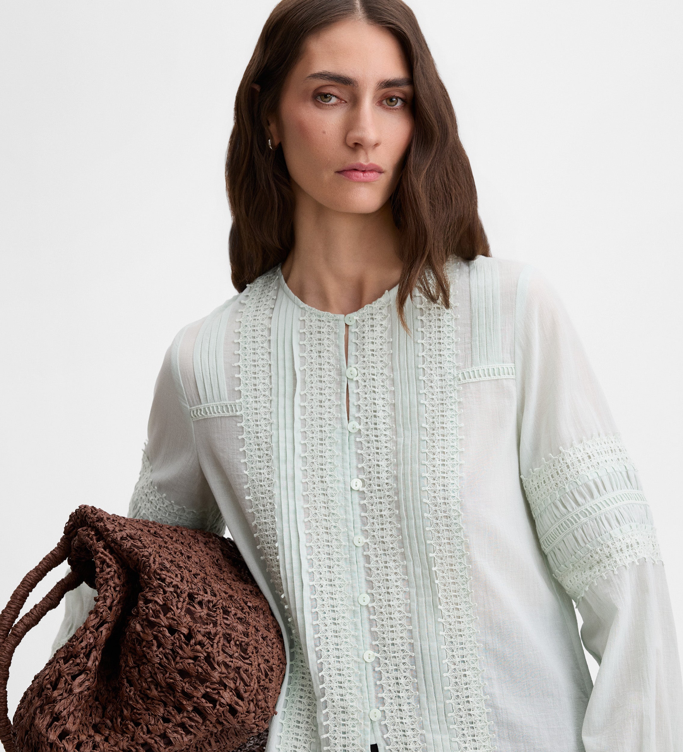 Blusa con pasamanerias