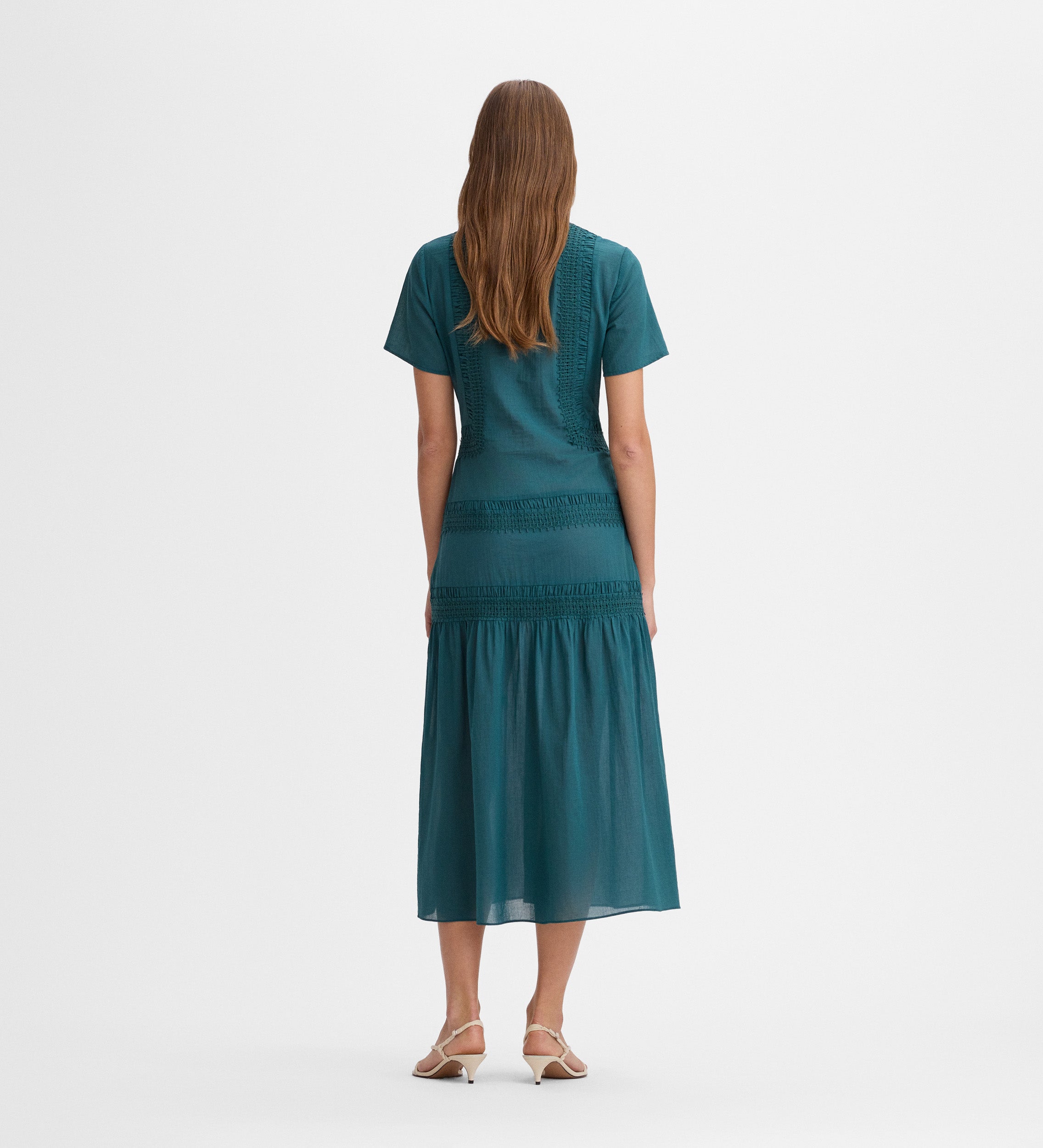 Vestido midi puntillas