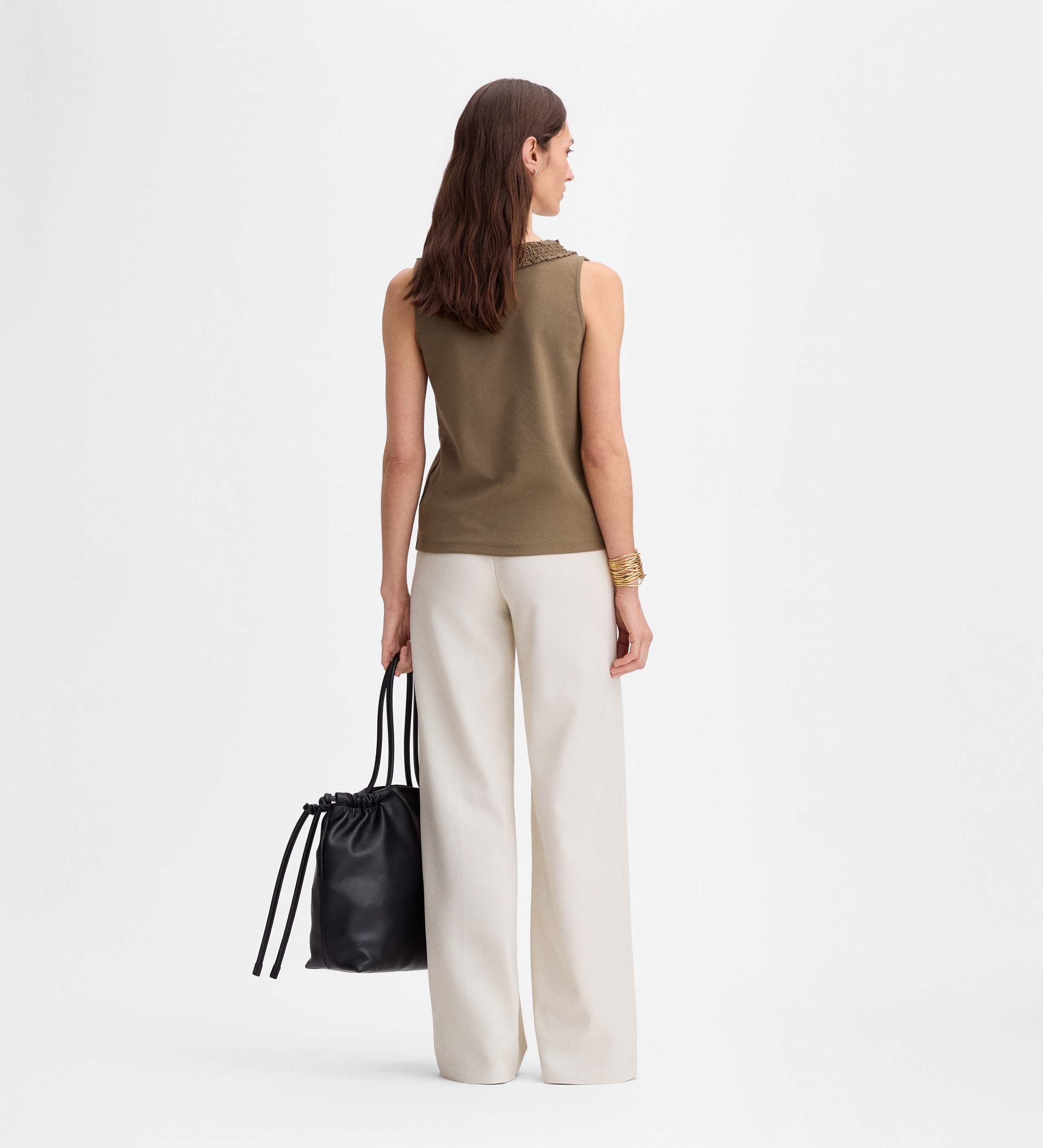 Top bordado textil