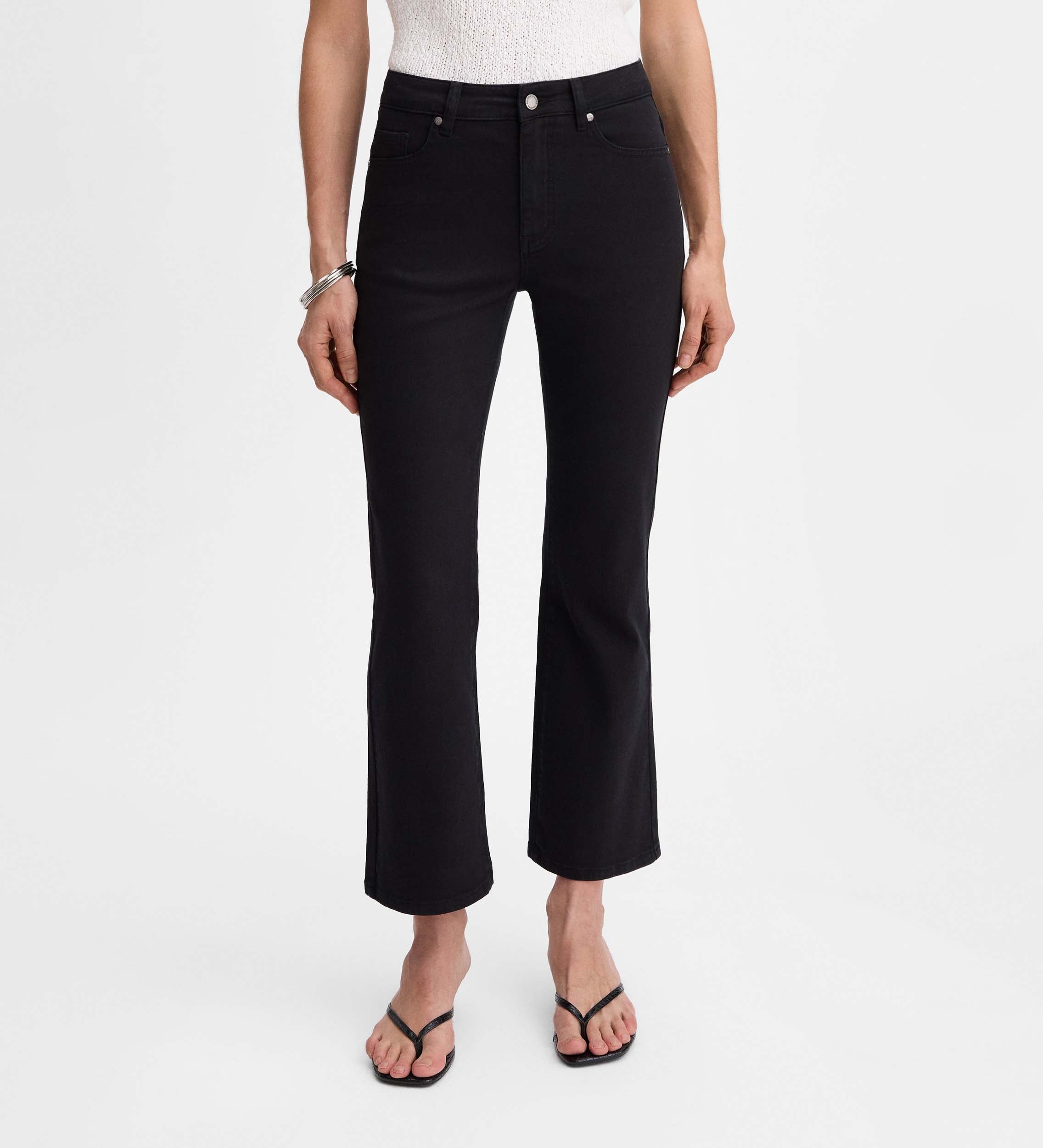 Flared cropped pants