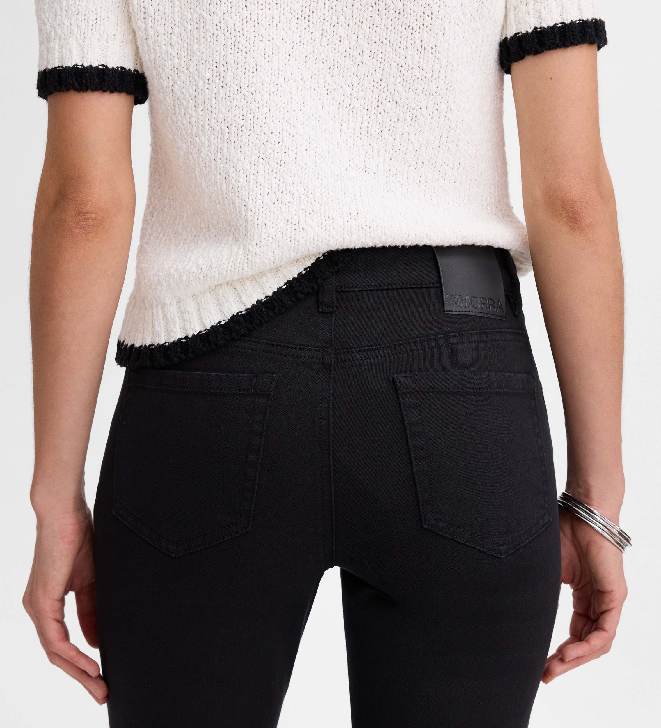 Flared cropped pants