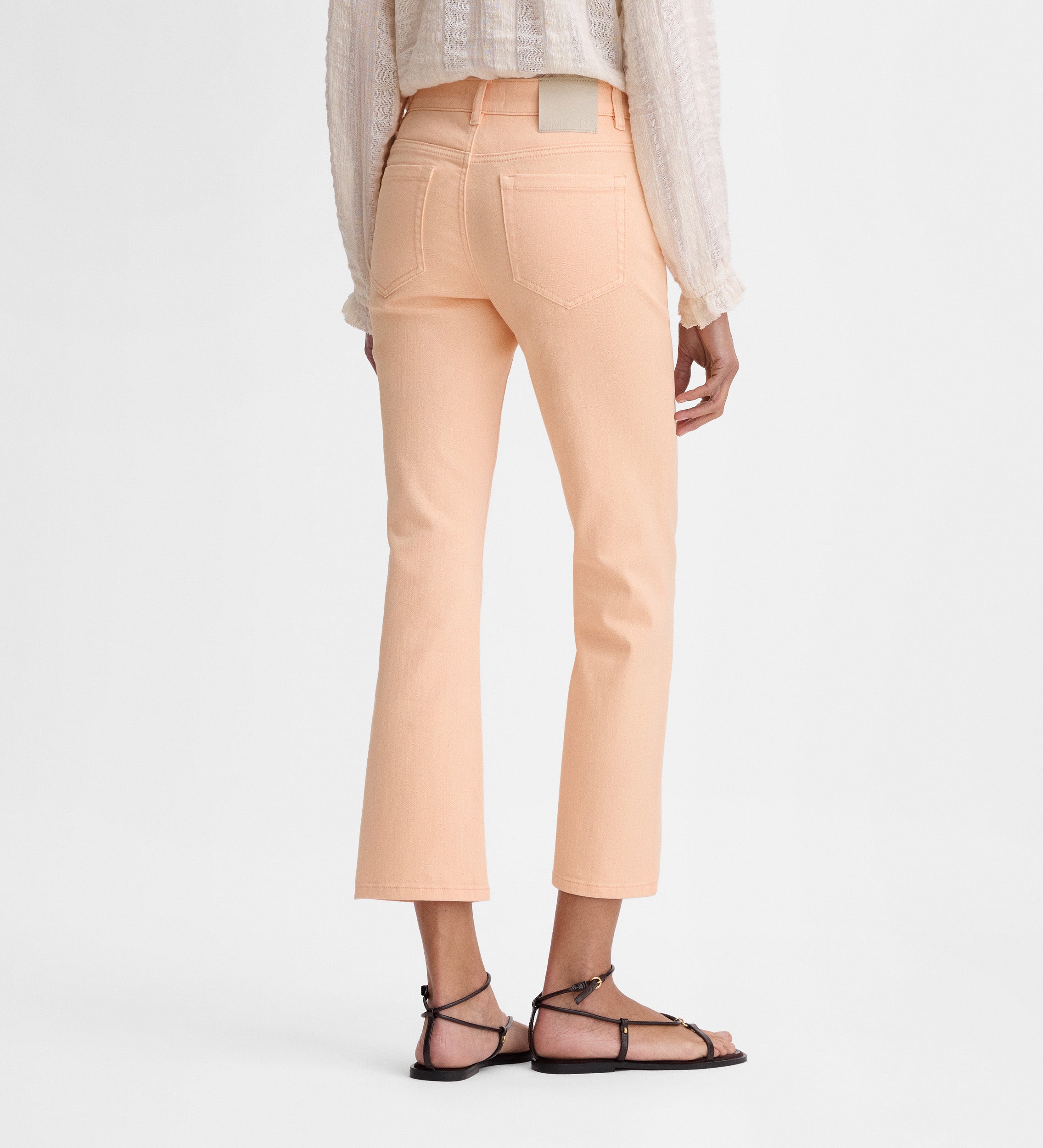 Pantalón crop acampanado