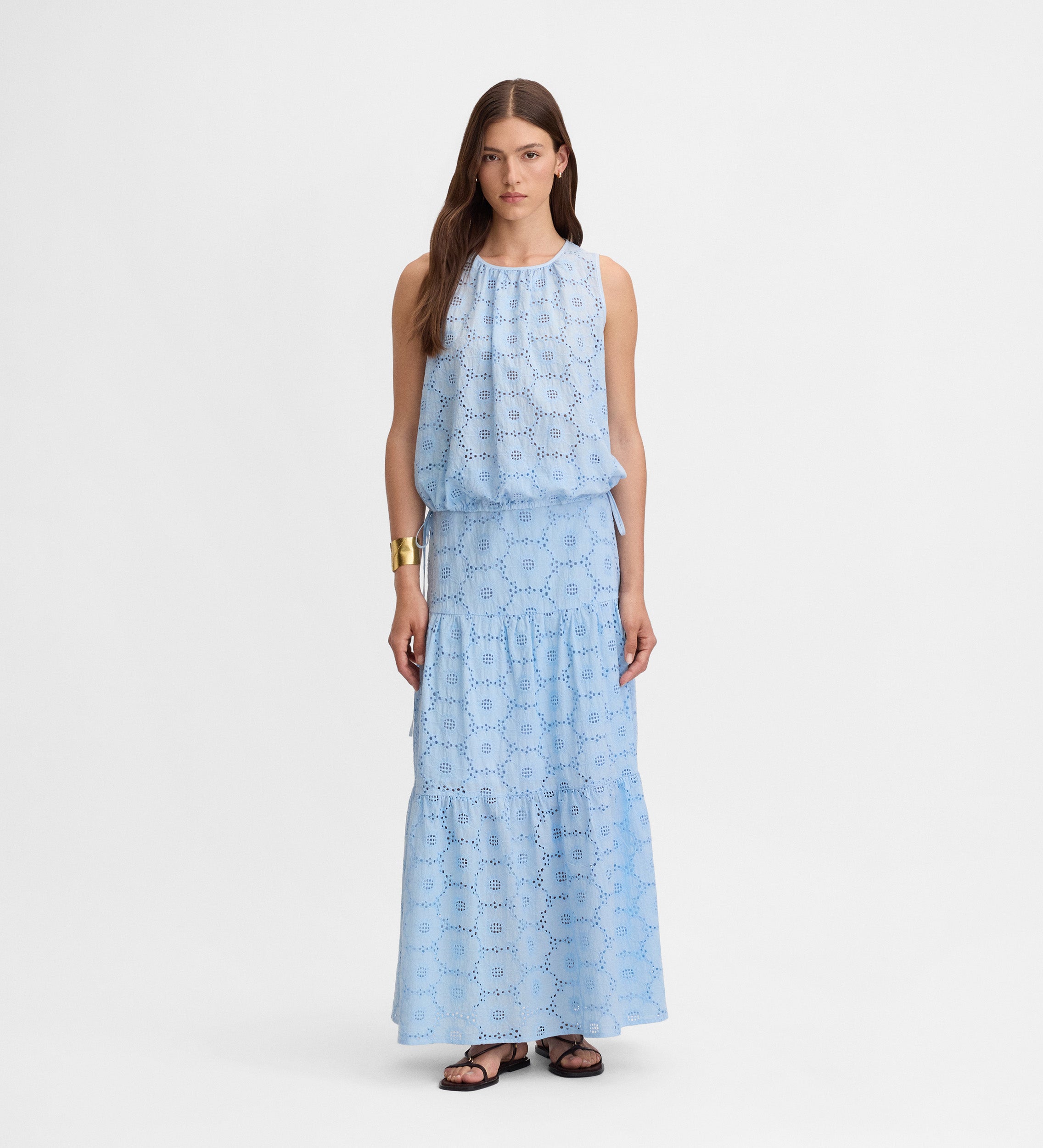 Top en coton brodé