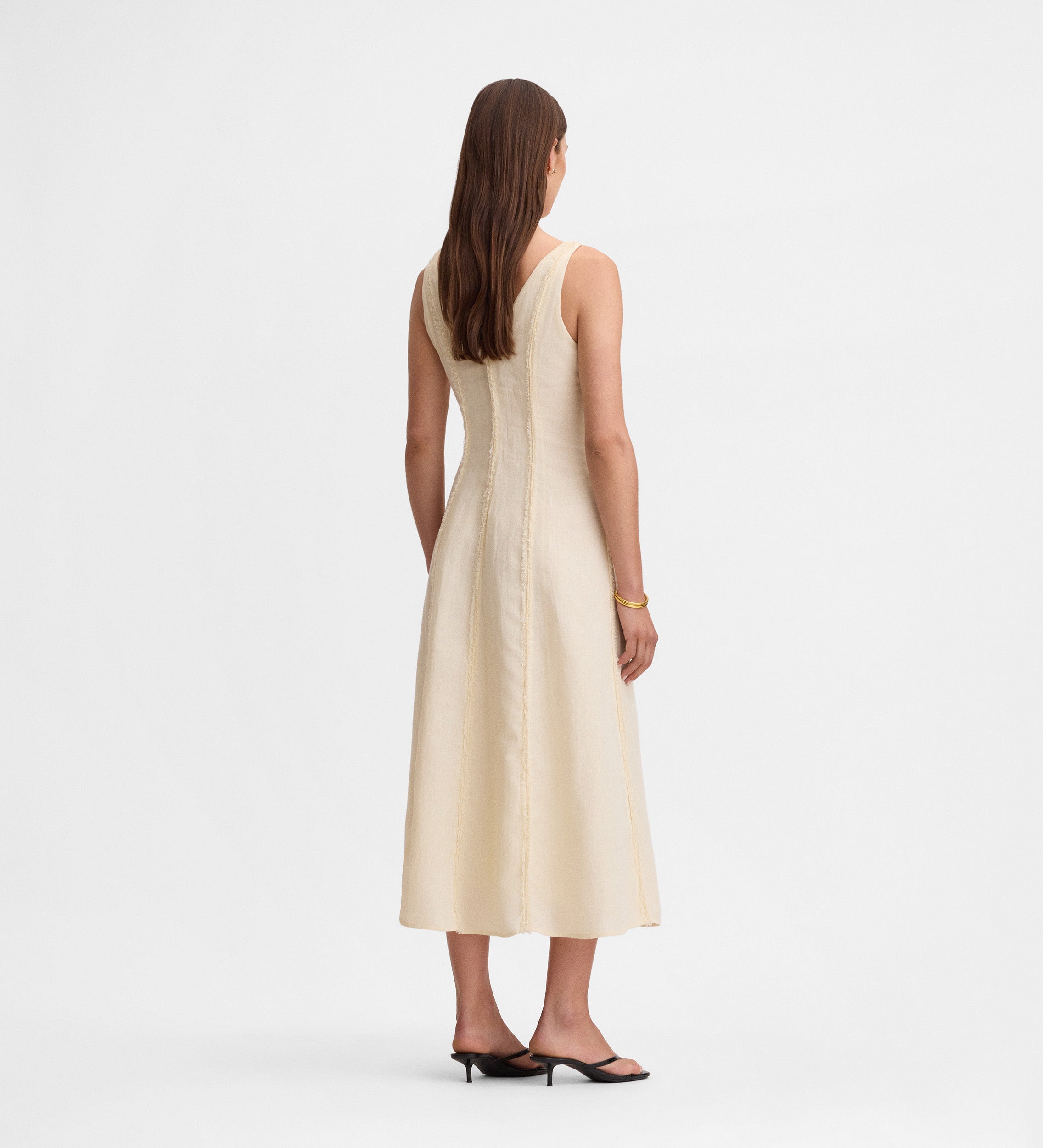 Robe détails effilochés