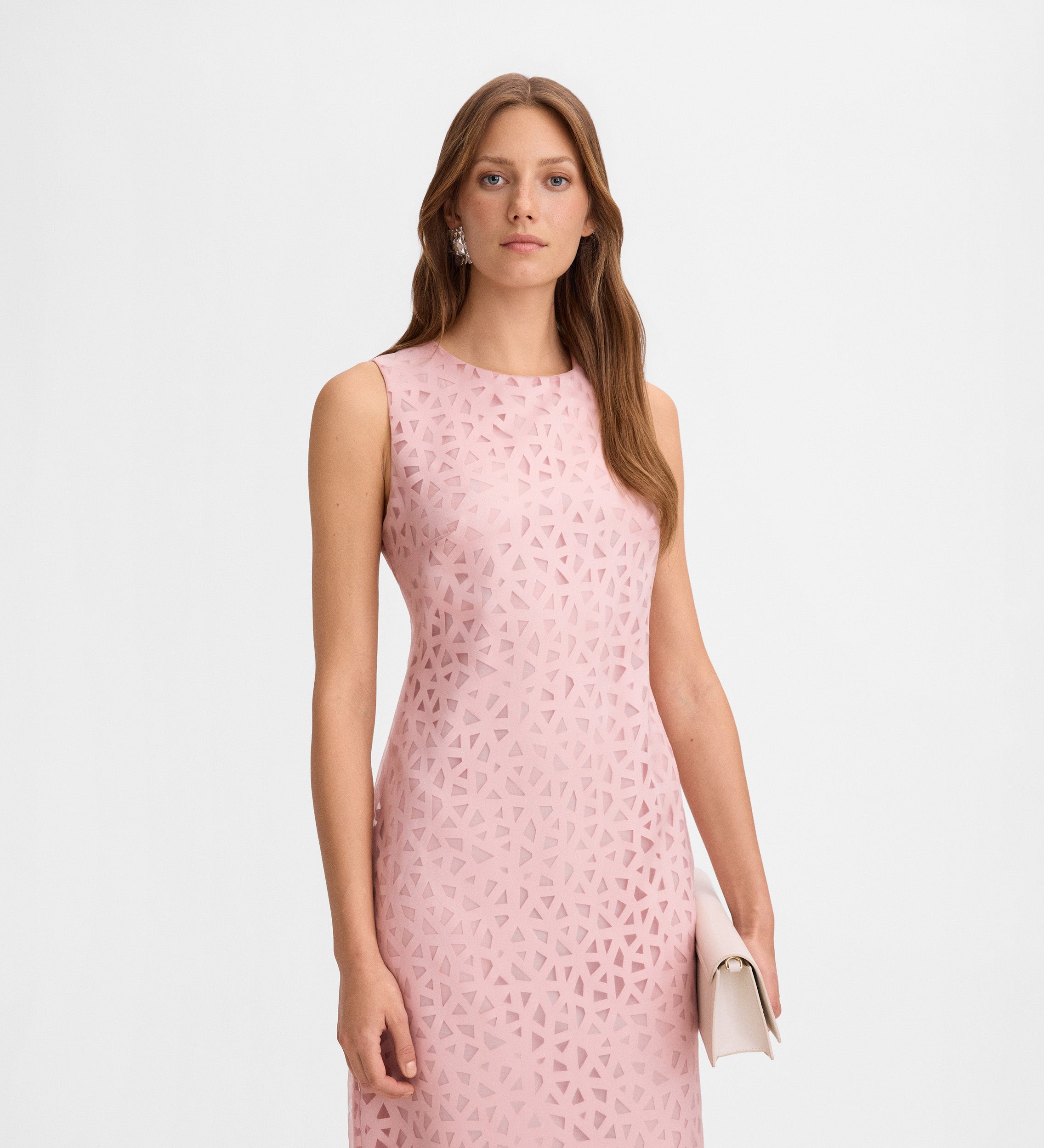 Vestido satén troquelado