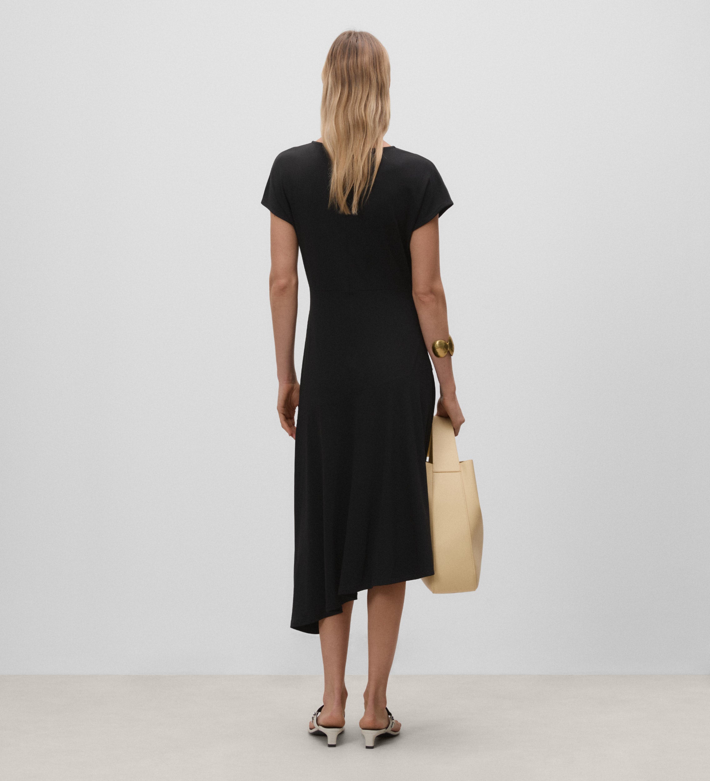 Midi dropped knit dress