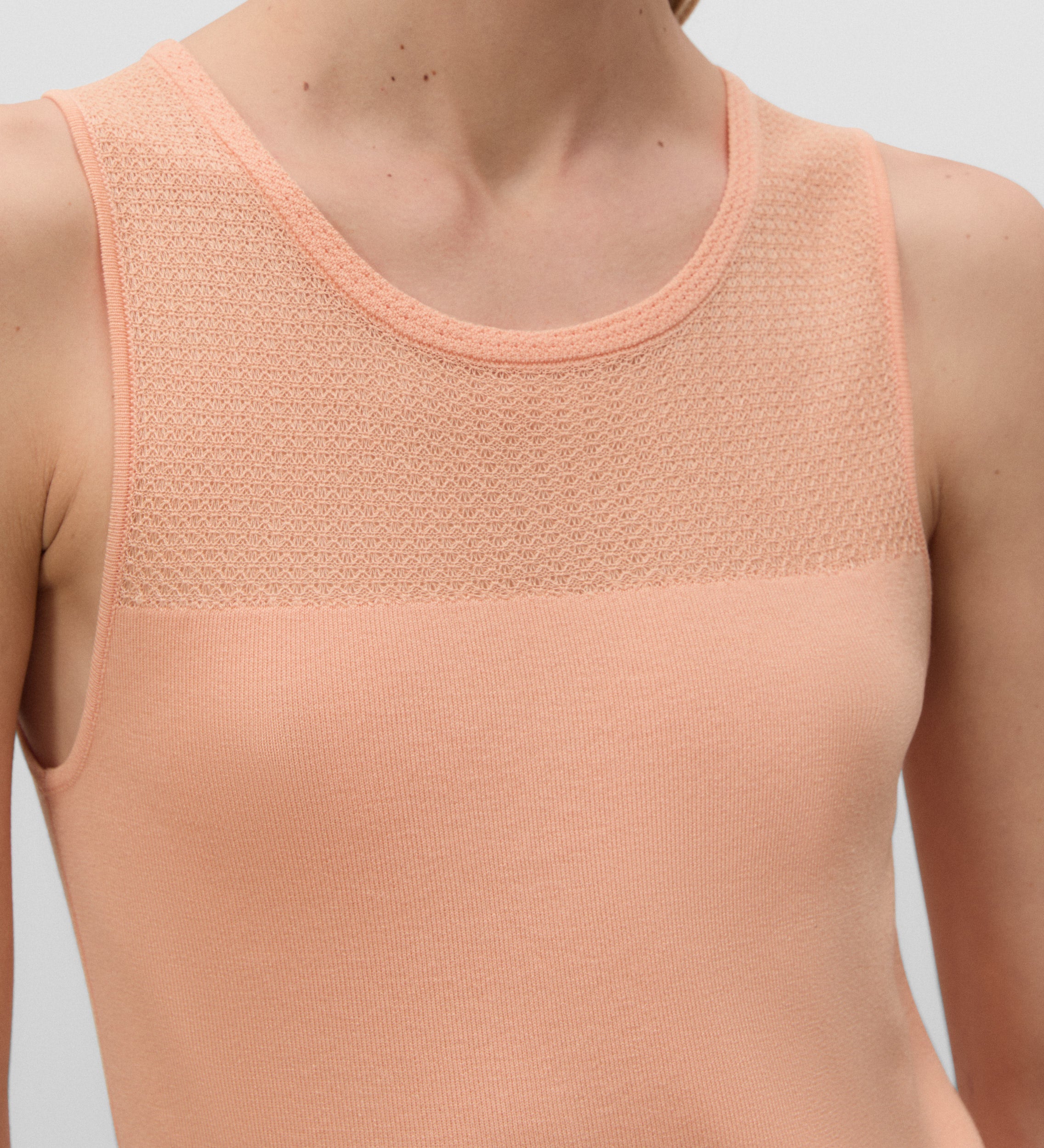 Top knit yoke