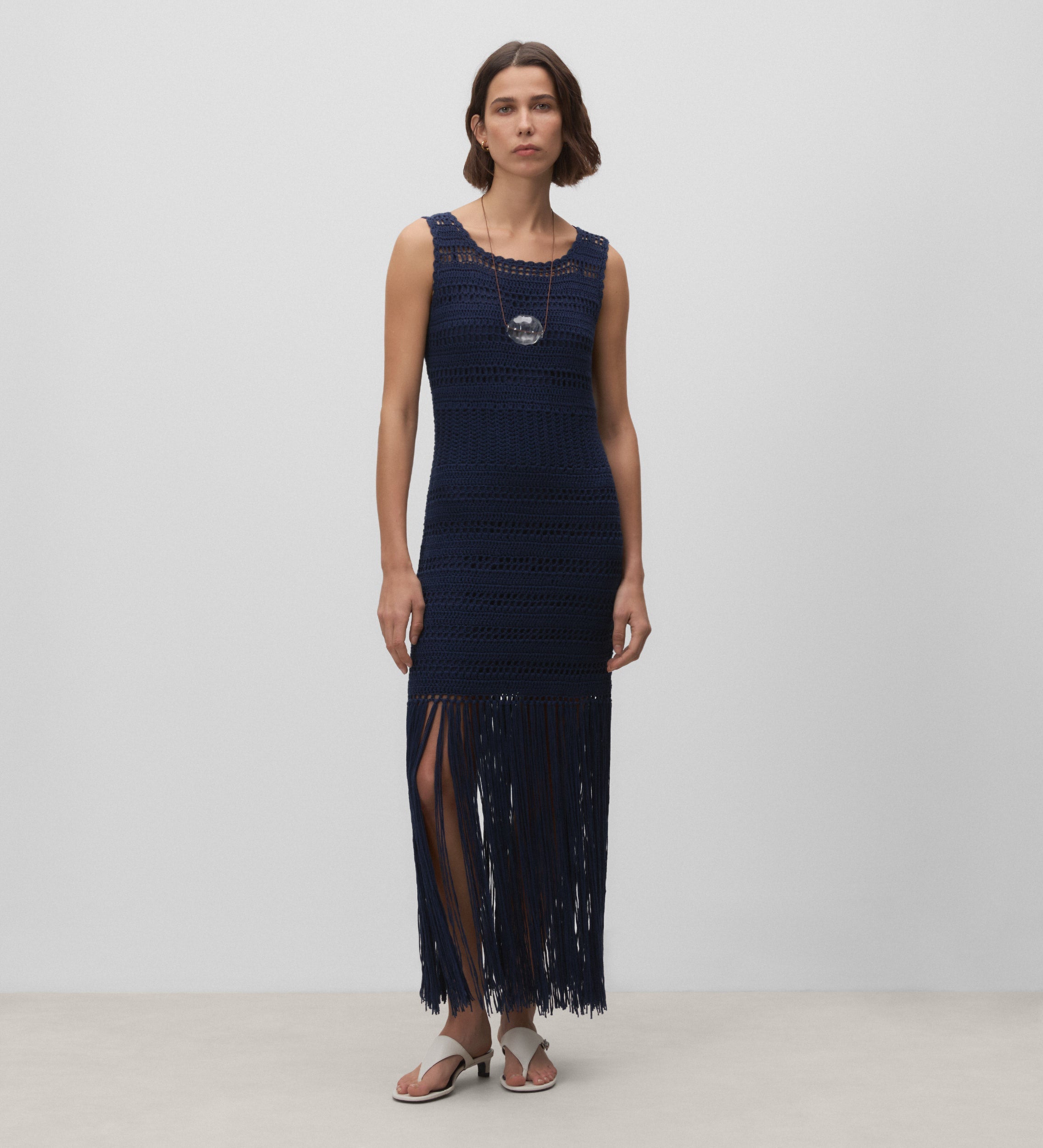 Robe en tricot à franges