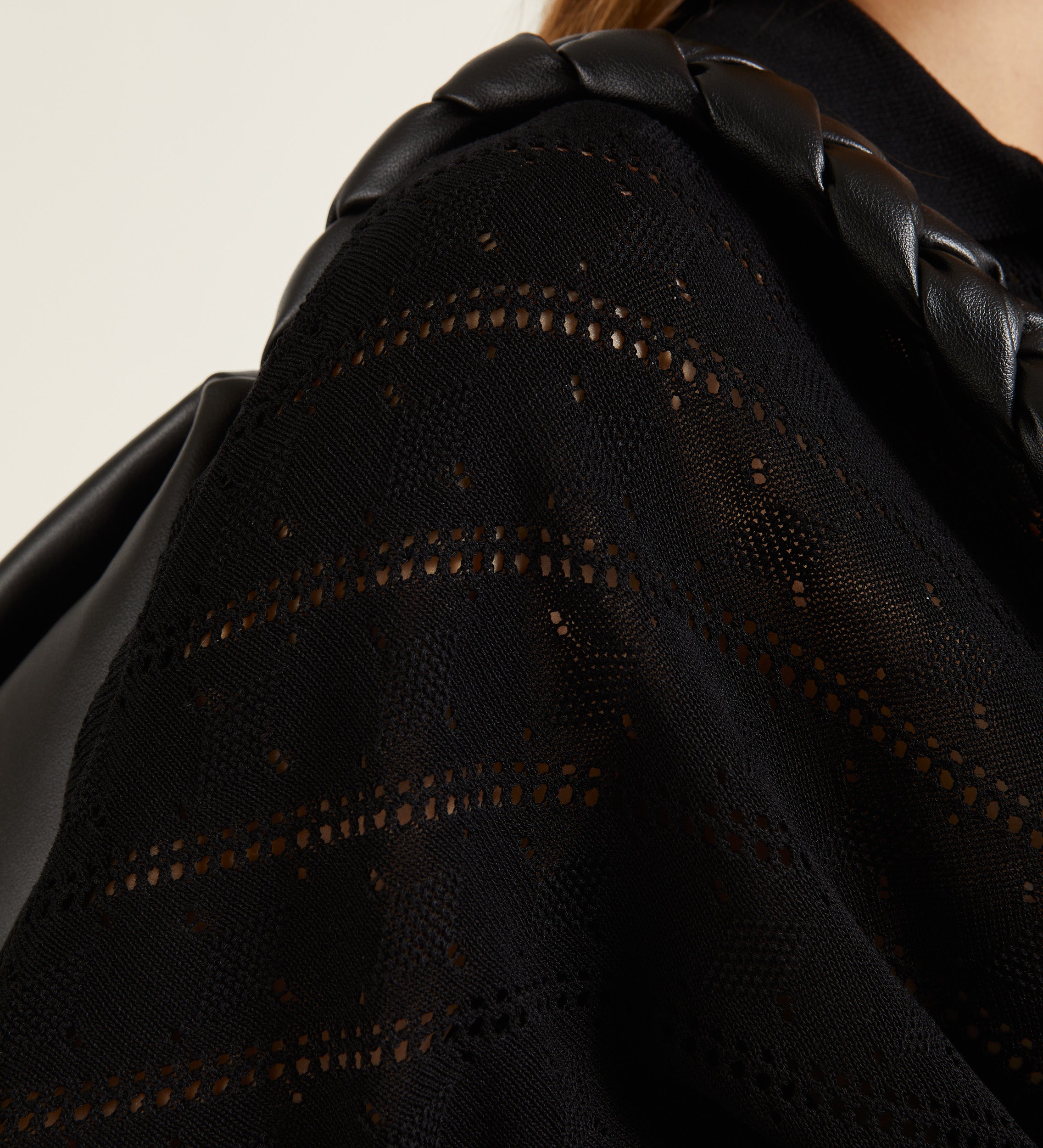 Top en maille ajourée oversize