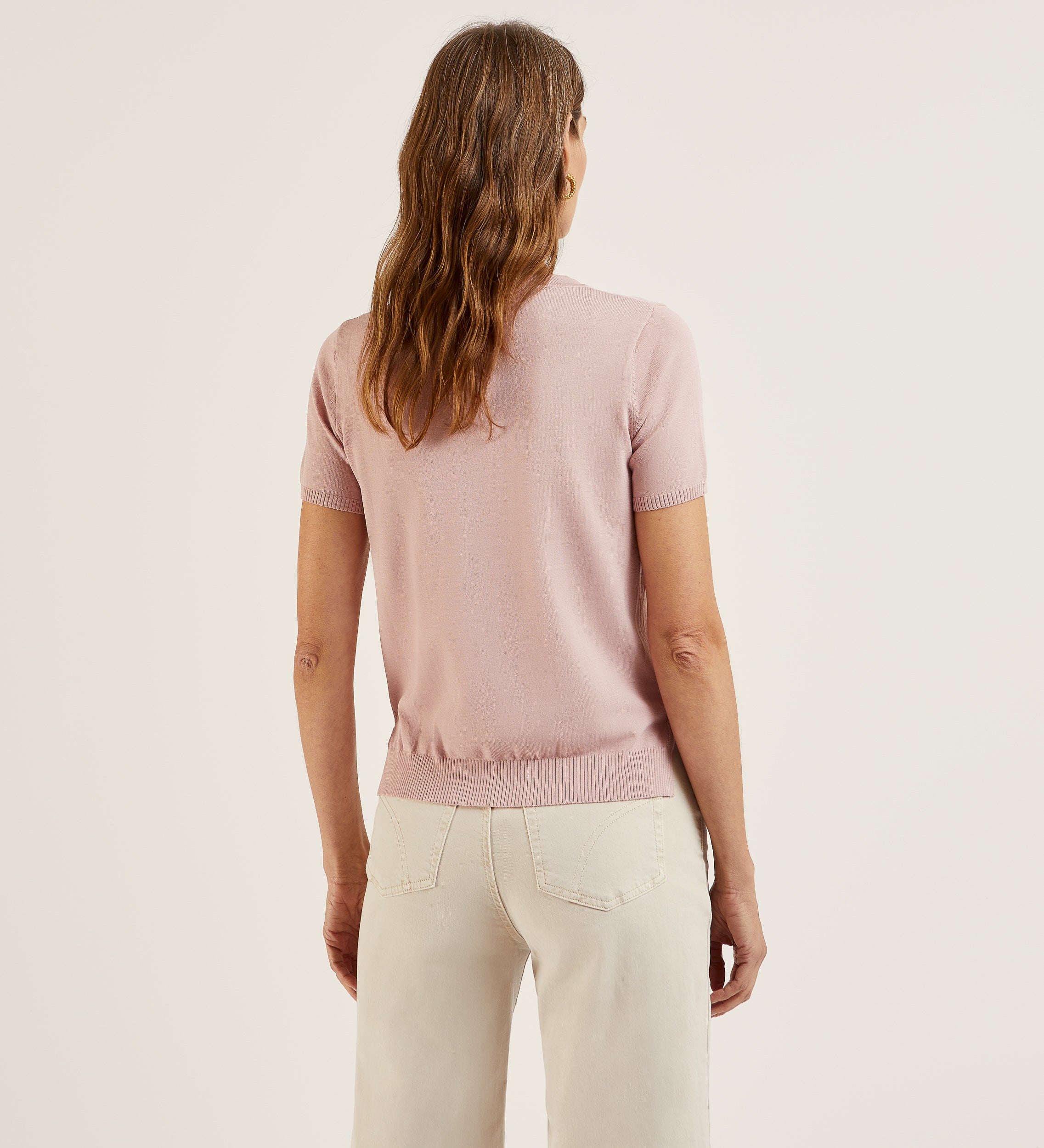 Top punto eyelets
